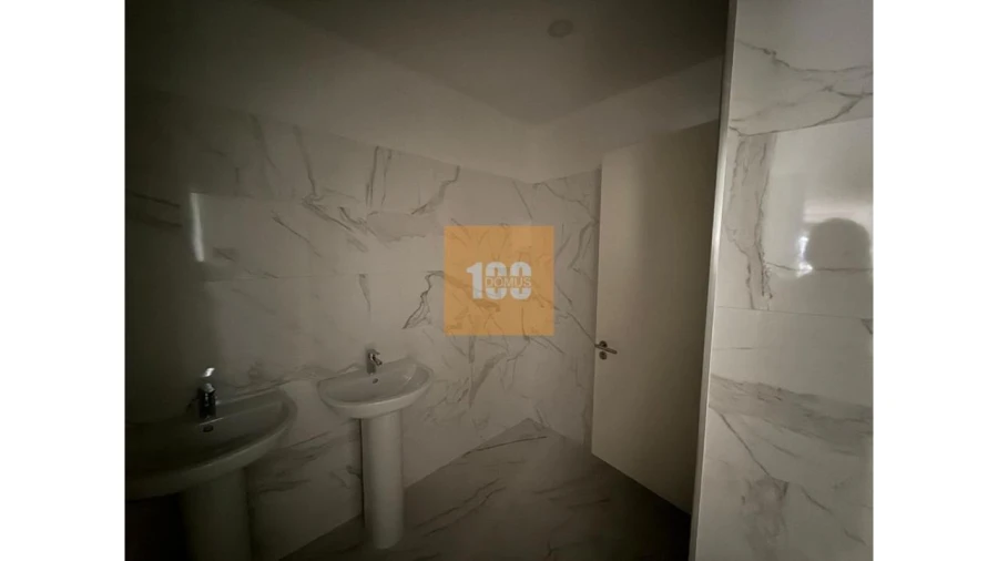 Negócio para Arrendamento em Cidade da Maia Foto 12