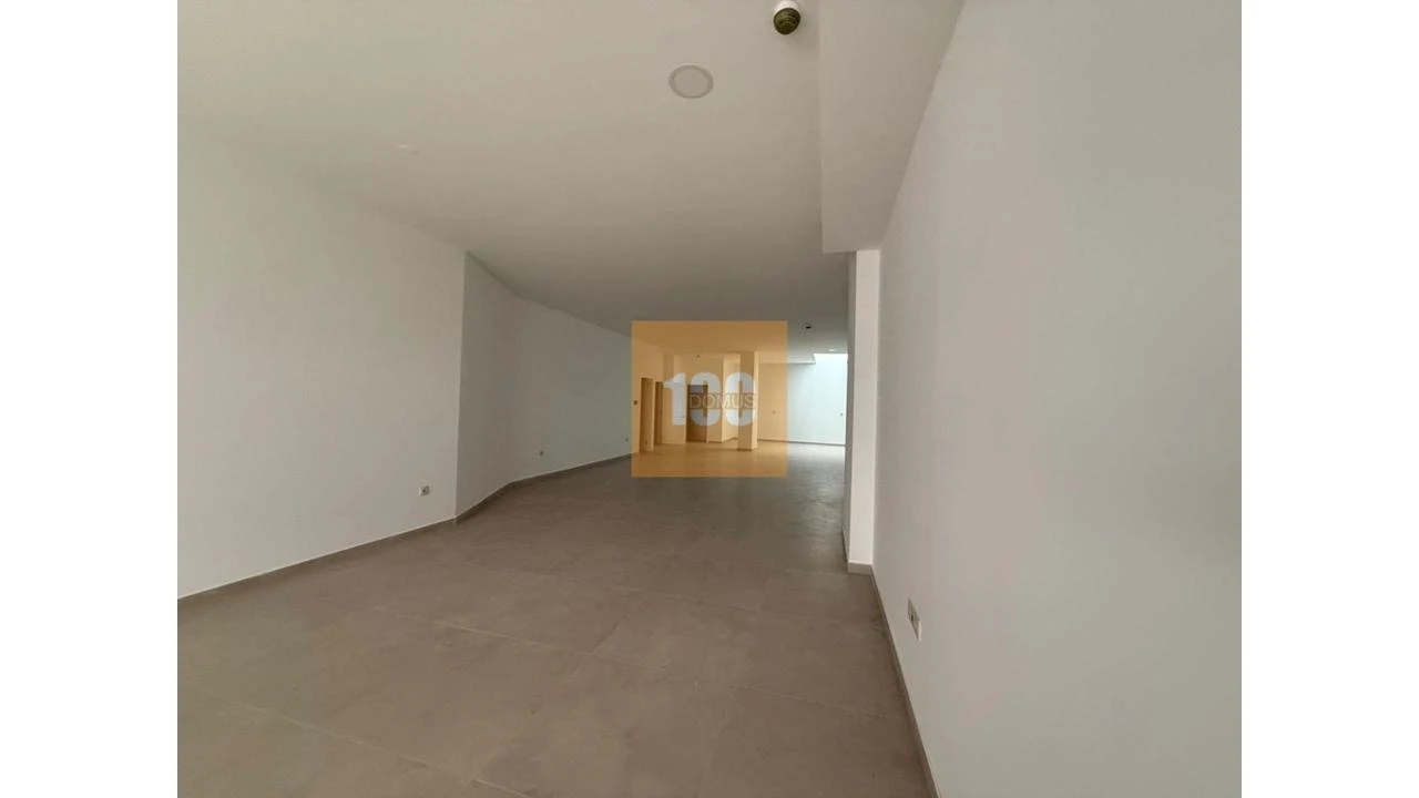 Negócio para Arrendamento em Cidade da Maia Foto 16