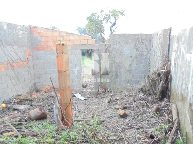 Moradia T2 para Venda em Arrifana Foto 12