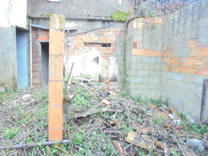 Moradia T2 para Venda em Arrifana Foto 17