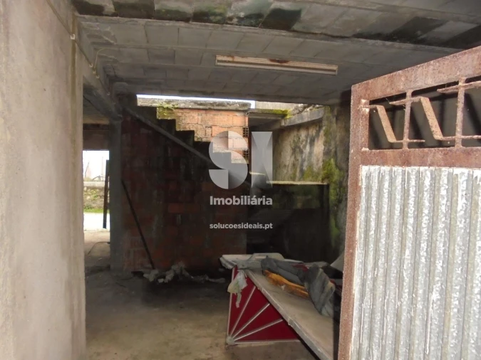 Moradia T2 para Venda em Arrifana Foto 35