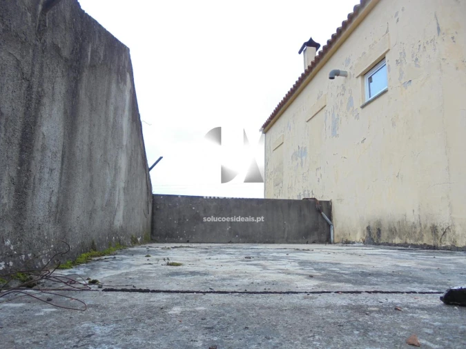 Moradia T2 para Venda em Arrifana Foto 40