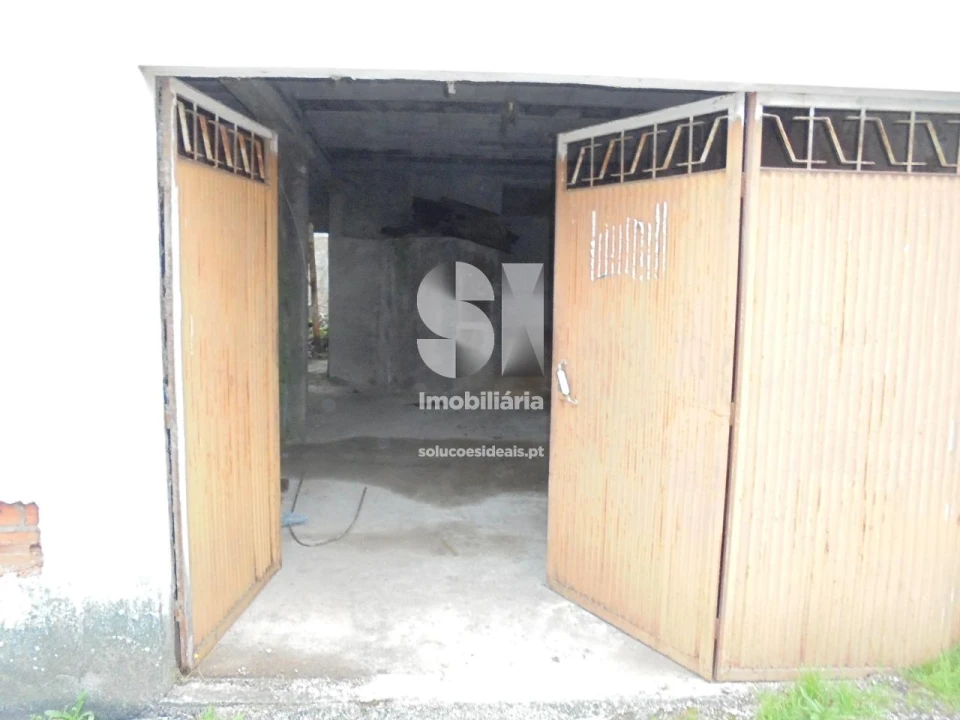 Moradia T2 para Venda em Arrifana Foto 3