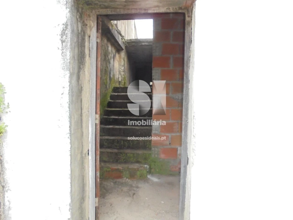 Moradia T2 para Venda em Arrifana Foto 5