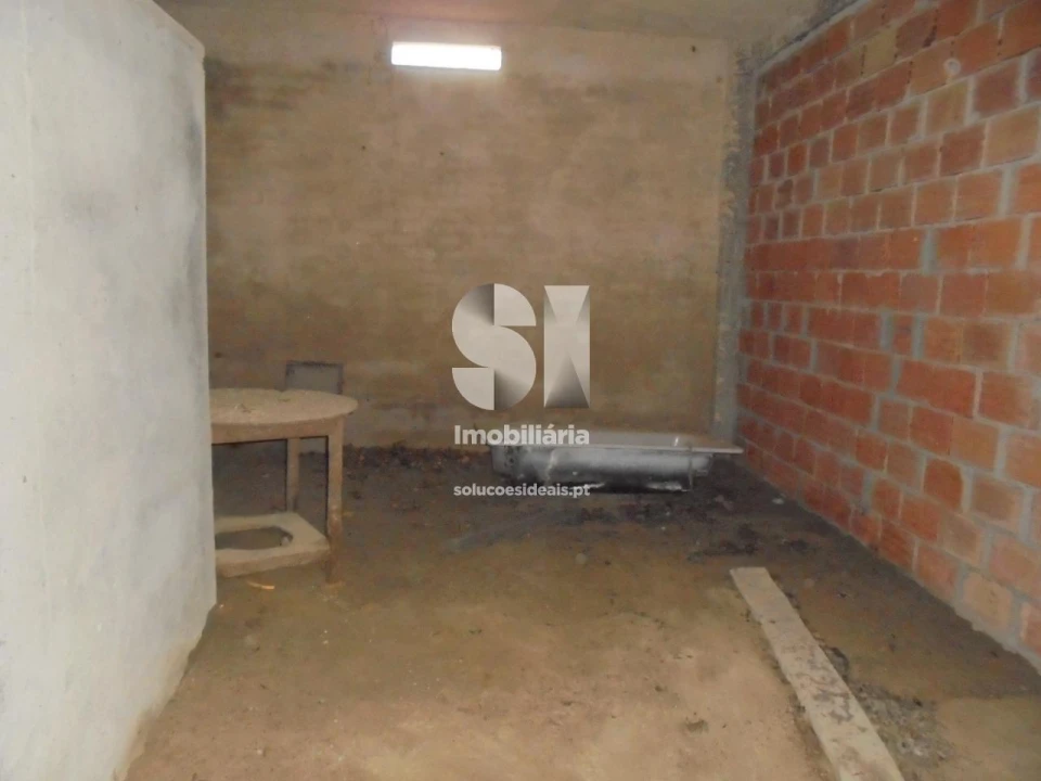 Moradia T2 para Venda em Arrifana Foto 9
