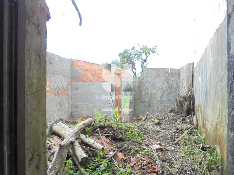 Moradia T2 para Venda em Arrifana Foto 26