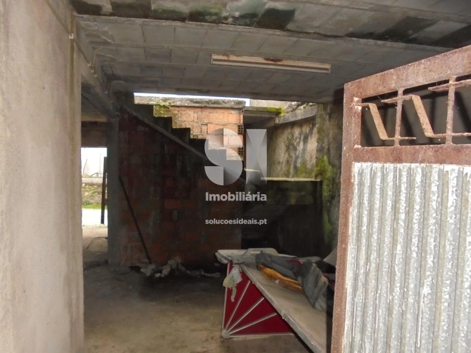 Moradia T2 para Venda em Arrifana Foto 35