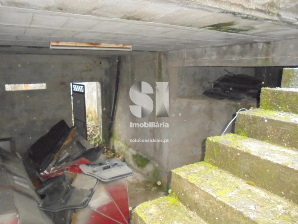 Moradia T2 para Venda em Arrifana Foto 38