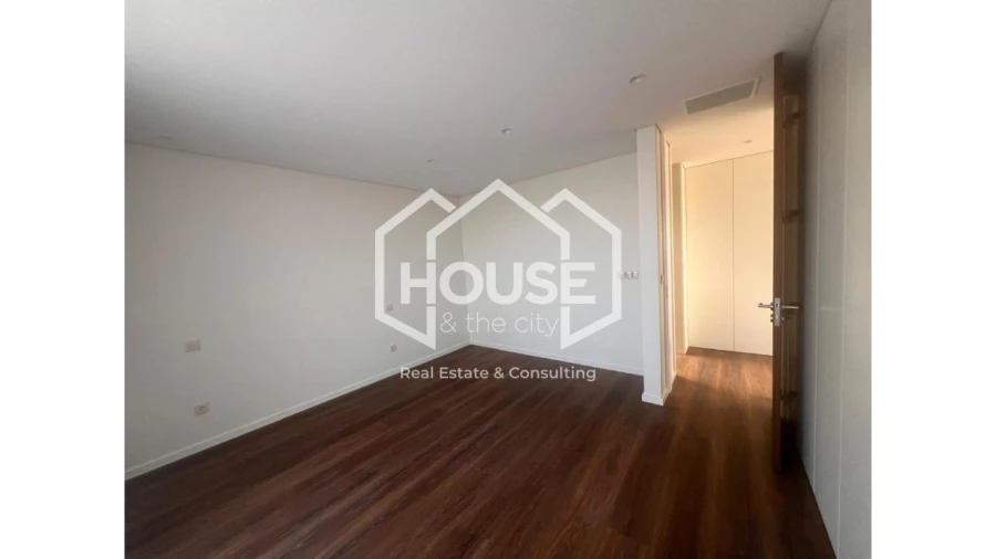 Moradia T4 para Venda em São Bernardo Foto 12