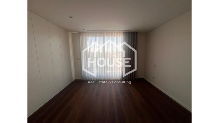 Moradia T4 para Venda em São Bernardo Foto 13