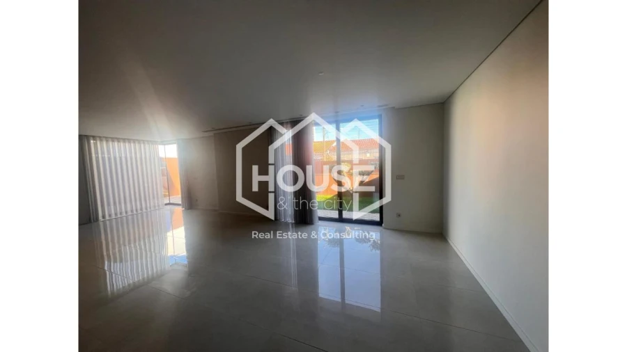 Moradia T4 para Venda em São Bernardo Foto 30