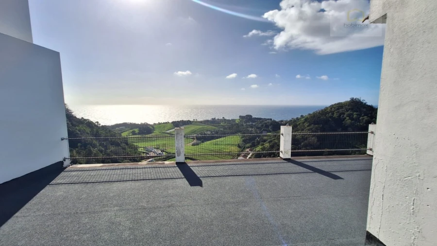 Moradia T8 para Venda em Agua de Pau Foto 5