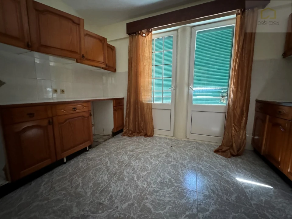 Prédio para Venda em Ponta Delgada (São Pedro) Foto 45