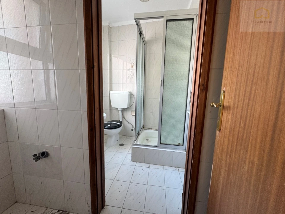 Prédio para Venda em Ponta Delgada (São Pedro) Foto 59