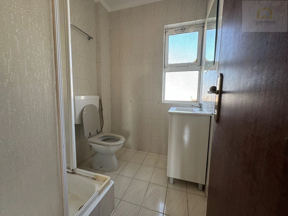 Prédio para Venda em Ponta Delgada (São Pedro) Foto 70