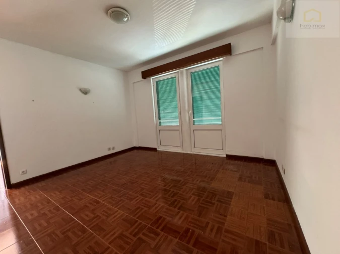 Prédio para Venda em Ponta Delgada (São Pedro) Foto 29