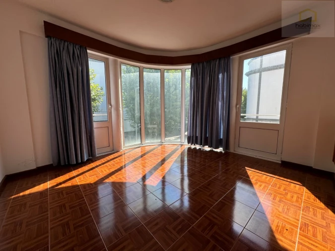 Prédio para Venda em Ponta Delgada (São Pedro) Foto 31