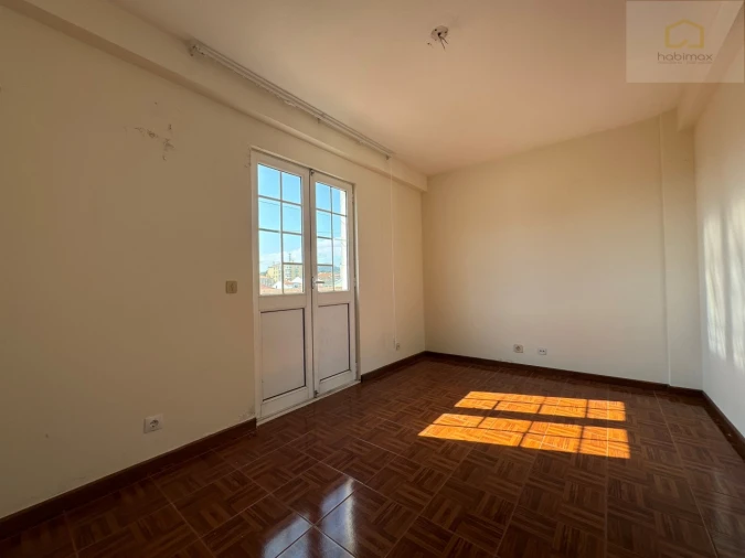 Prédio para Venda em Ponta Delgada (São Pedro) Foto 69