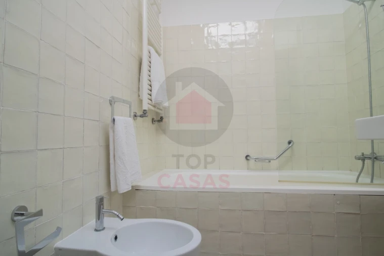 Moradia T3 para Venda em Vau Foto 18