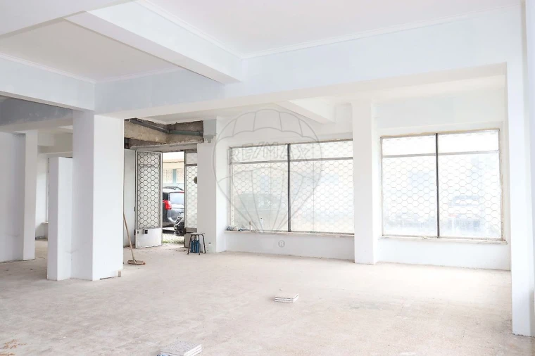 Loja para Venda em Águas Livres Foto 2