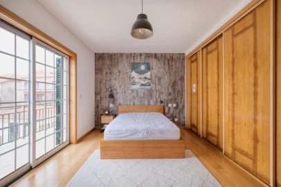 Moradia T5 para Venda em Carcavelos e Parede