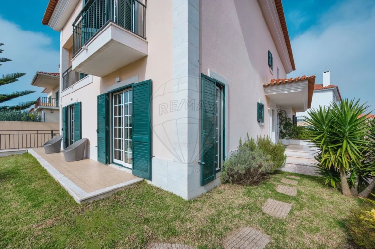Moradia T5 para Venda em Carcavelos e Parede Foto 38