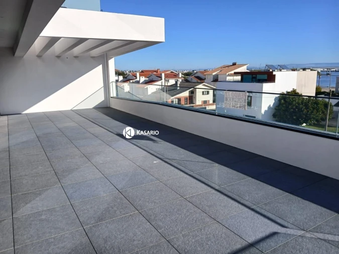 Apartamento T4 para Venda em Gafanha da Encarnação Foto 13