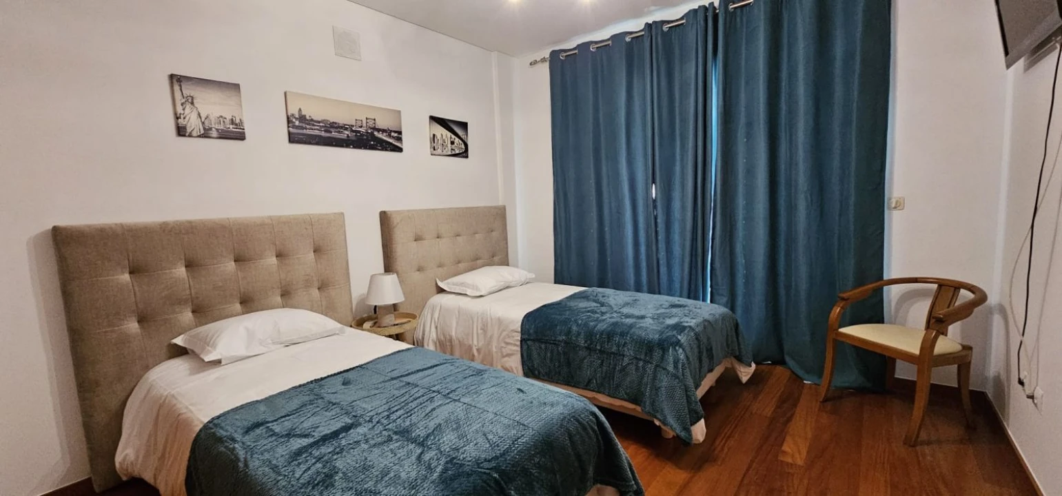 Apartamento T3 para Venda em São Martinho Foto 9