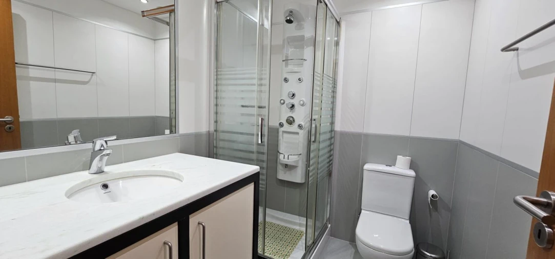 Apartamento T3 para Venda em São Martinho Foto 19