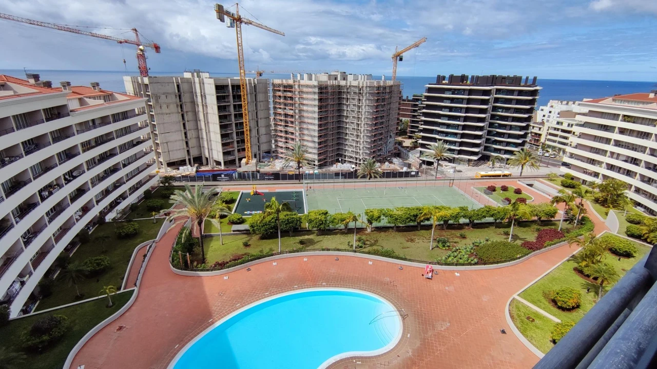 Apartamento T3 para Venda em São Martinho Foto 2