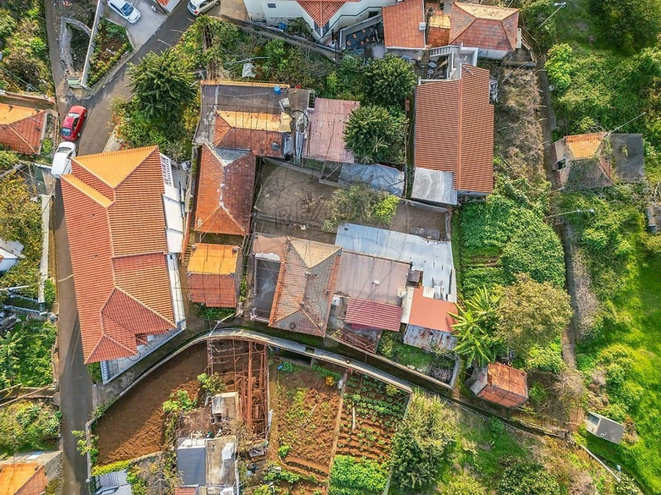 Moradia T2 para Venda em Calheta Foto 33