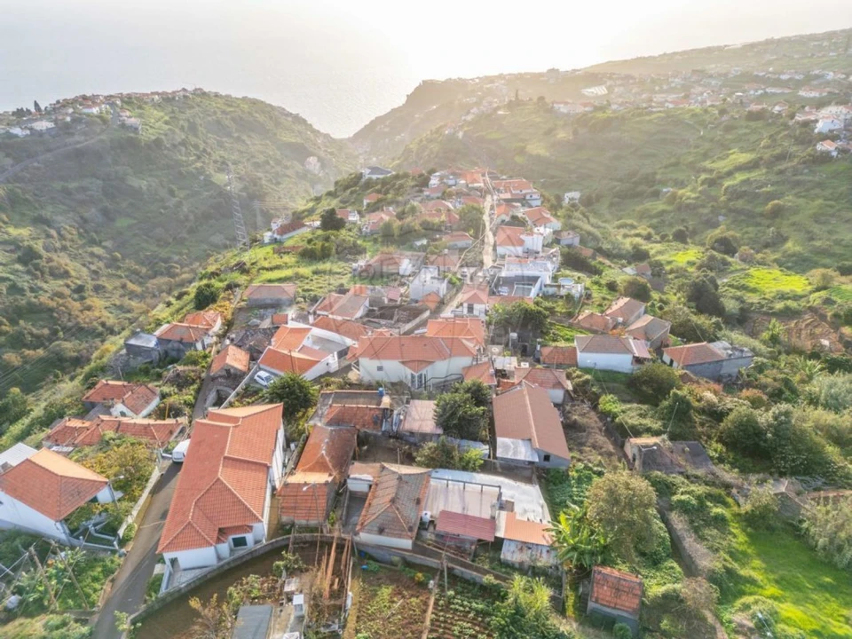 Moradia T2 para Venda em Calheta Foto 35