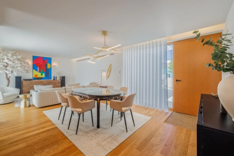 Moradia T5 para Venda em Aradas Foto 4