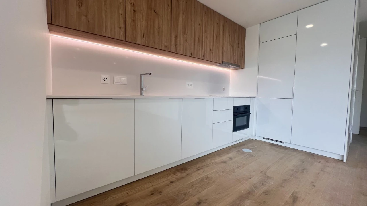 Apartamento T2 para Venda em Glória e Vera Cruz Foto 2