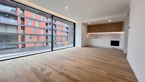 Apartamento T2 para Venda em Glória e Vera Cruz