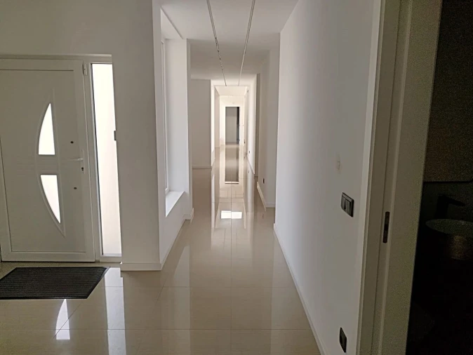 Moradia T5 para Venda em Aradas Foto 8