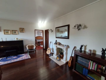 Moradia T5 para Venda em Aradas
