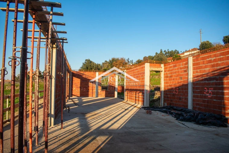 Moradia T3 para Venda em Fontoura Foto 17