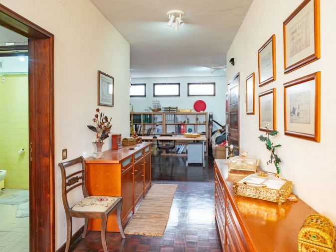 Escritório para Venda em Funchal (Santa Maria Maior) Foto 4