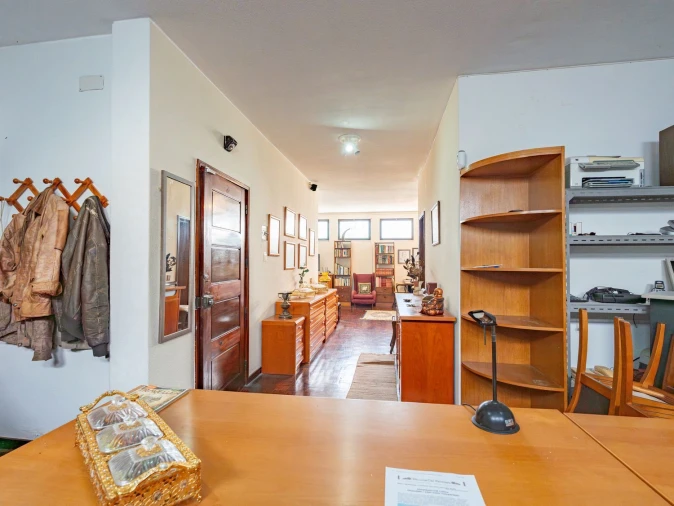 Escritório para Venda em Funchal (Santa Maria Maior) Foto 5