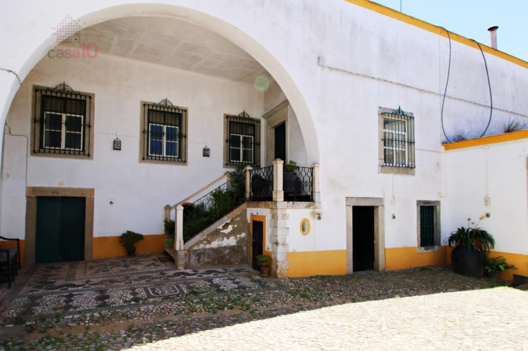 Moradia T18 para Venda em Caia, São Pedro e Alcáçova Foto 18