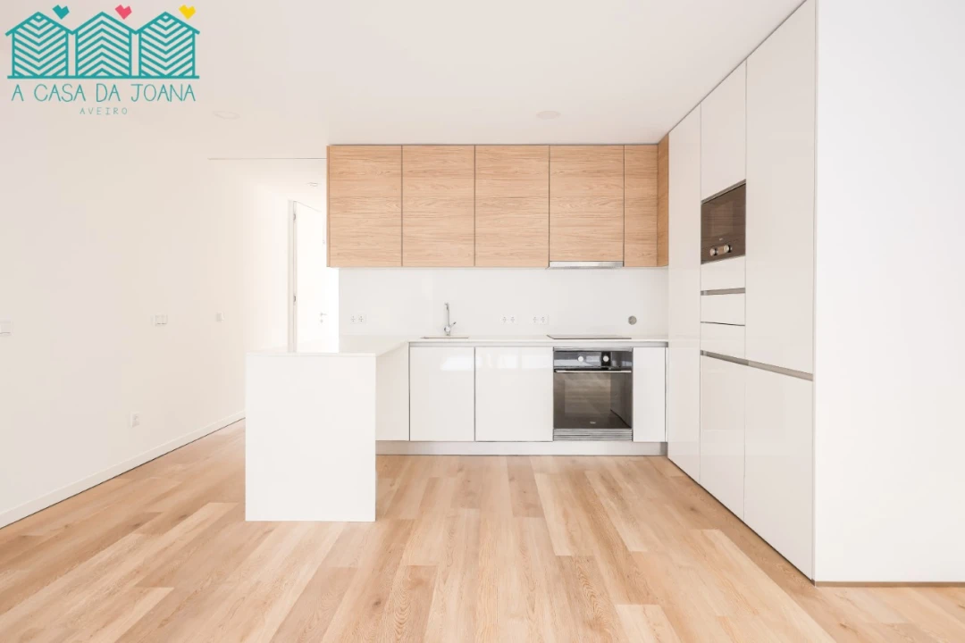 Apartamento T1 para Venda em Glória e Vera Cruz Foto 1