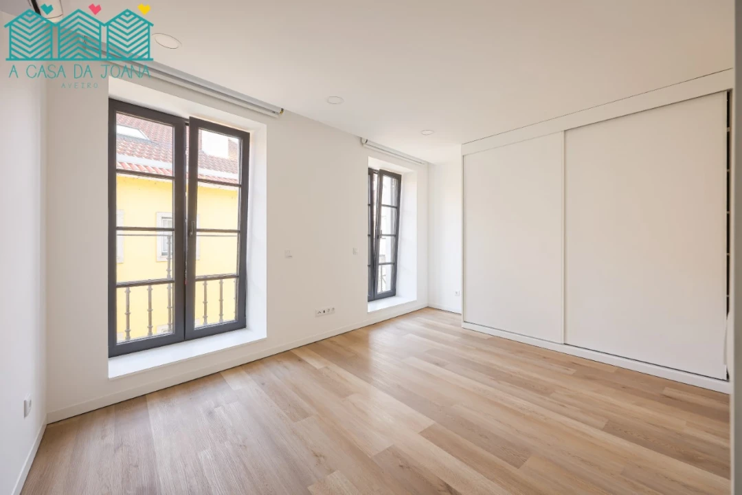 Apartamento T1 para Venda em Glória e Vera Cruz Foto 12