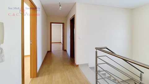 Moradia T4 para Venda em Silveira