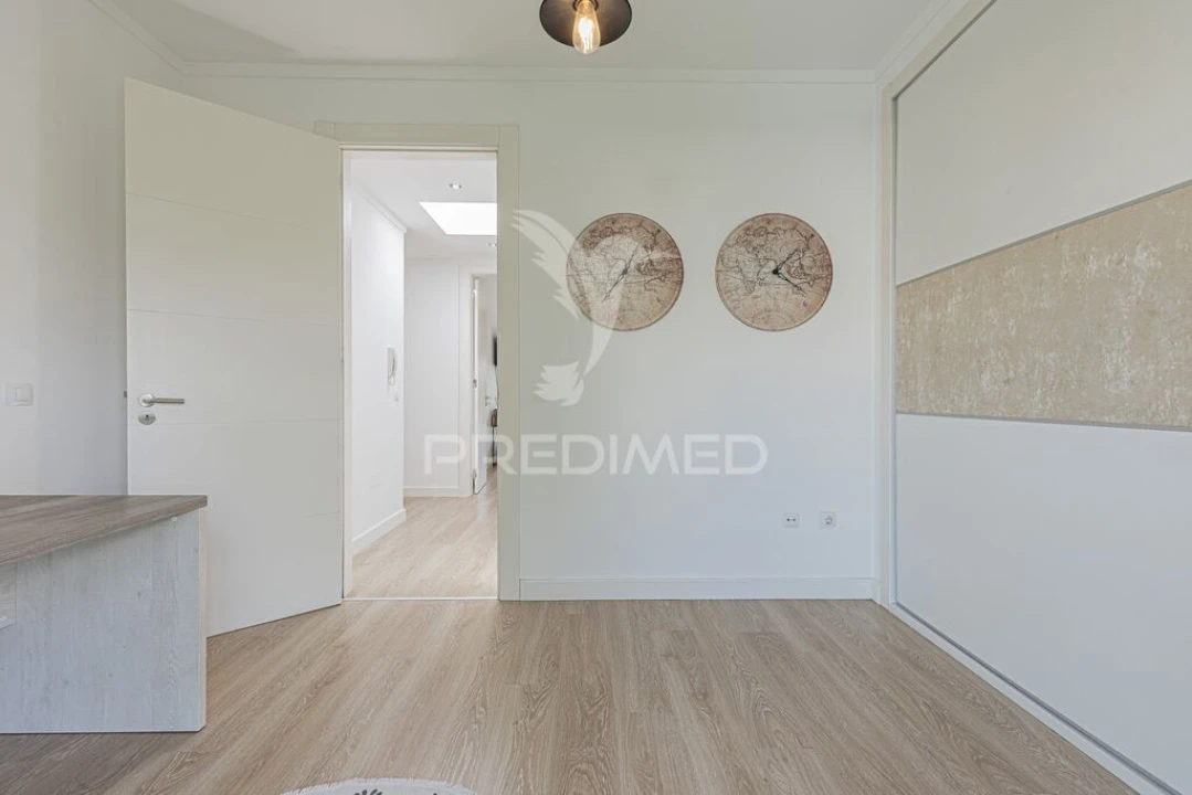 Moradia T4 para Venda em Santo Antonio da Charneca Foto 14