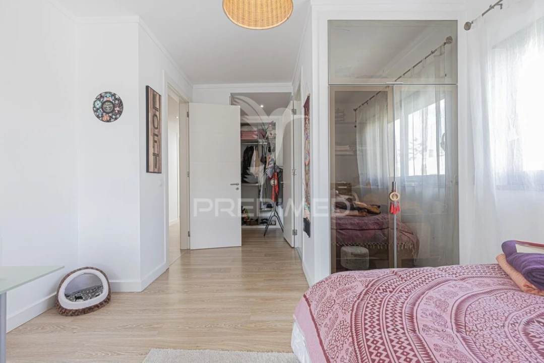 Moradia T4 para Venda em Santo Antonio da Charneca Foto 19