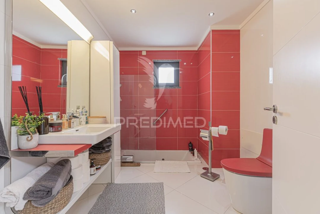 Moradia T4 para Venda em Santo Antonio da Charneca Foto 15