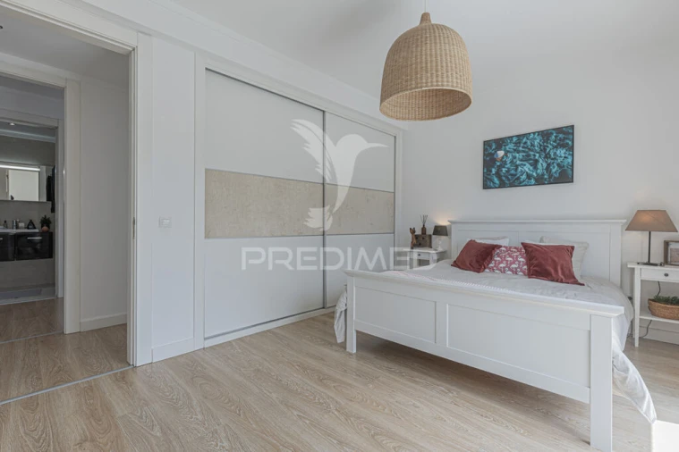 Moradia T4 para Venda em Santo Antonio da Charneca Foto 17