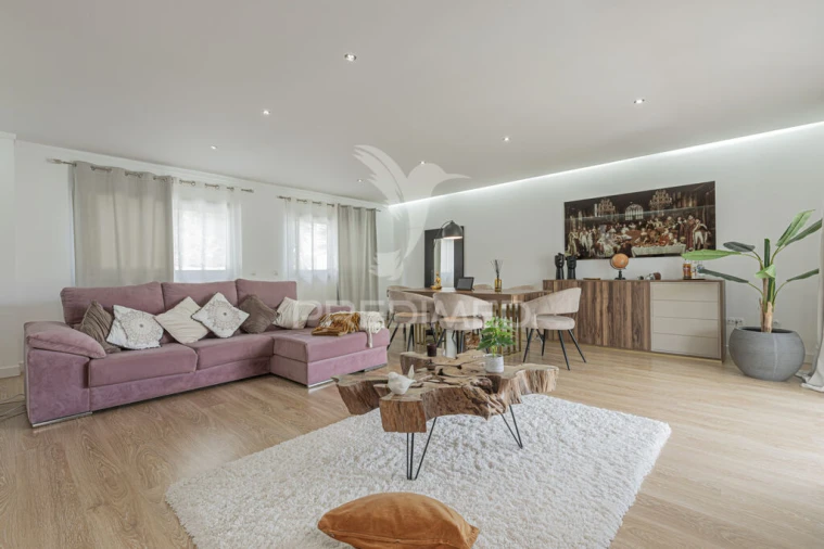 Moradia T4 para Venda em Santo Antonio da Charneca Foto 7