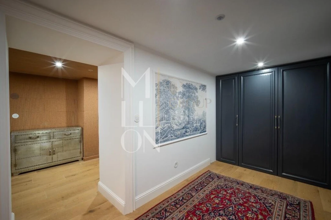 Moradia T6 para Venda em Agualva e Mira-Sintra Foto 78